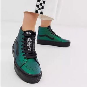Vans x HARRY POTTE Dark Arts Sk8-Hi Platform Shoe